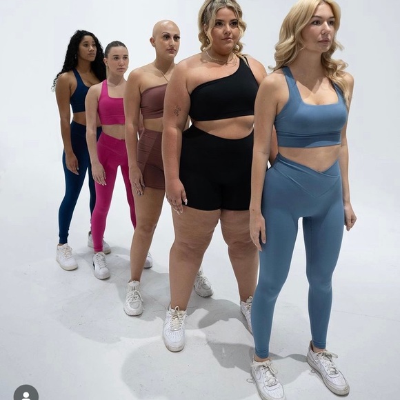 Tier Active Wear Set: Pants: Large Bra extra Large New with tags - Picture 11 of 13